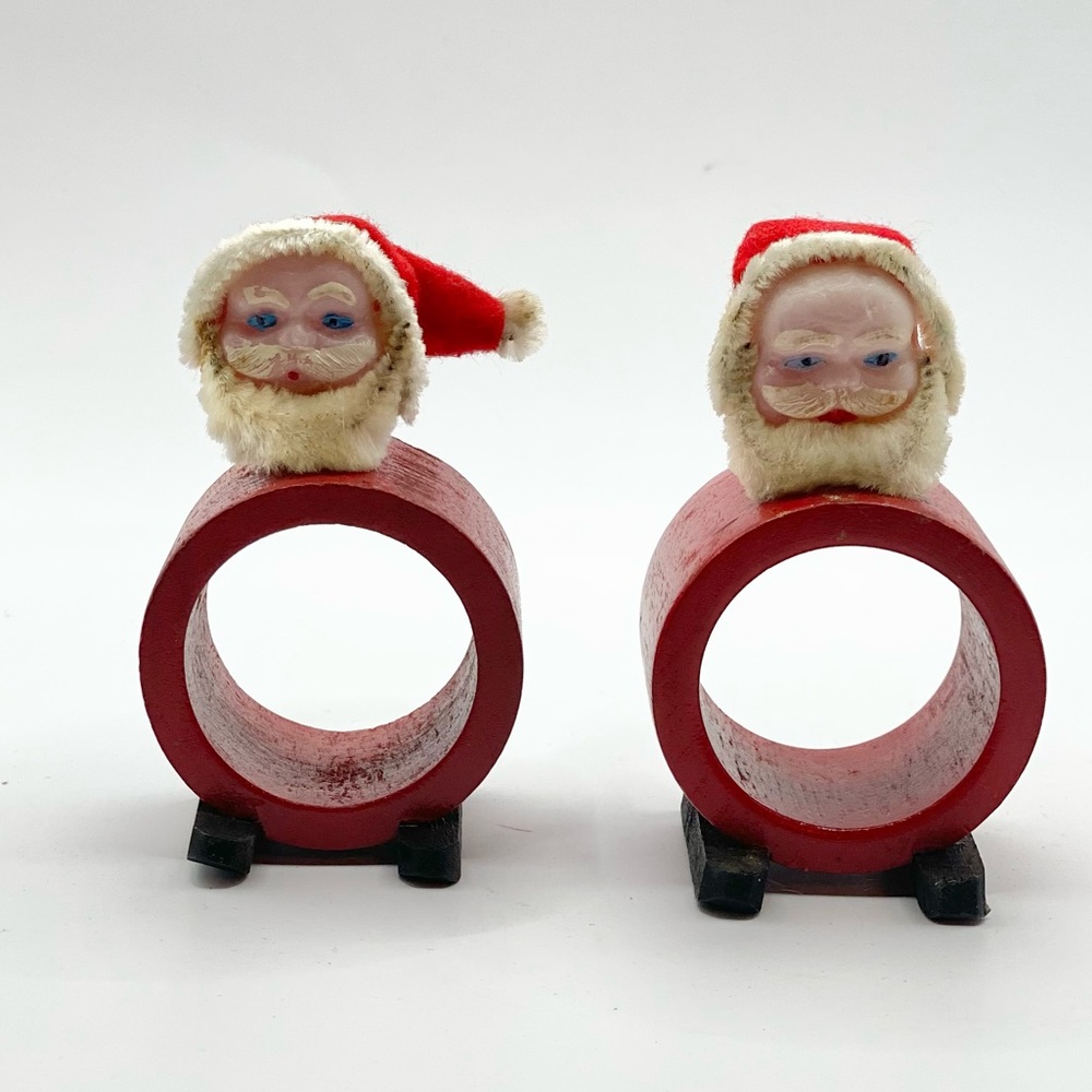 *VINTAGE* 1950s Set of 2 Santa Christmas Napkin Rings